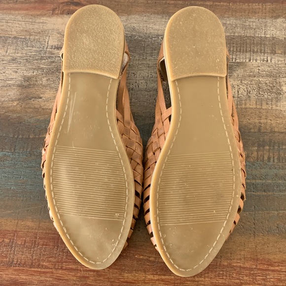 Tan Tassel Huaraches - Picture 2 of 4
